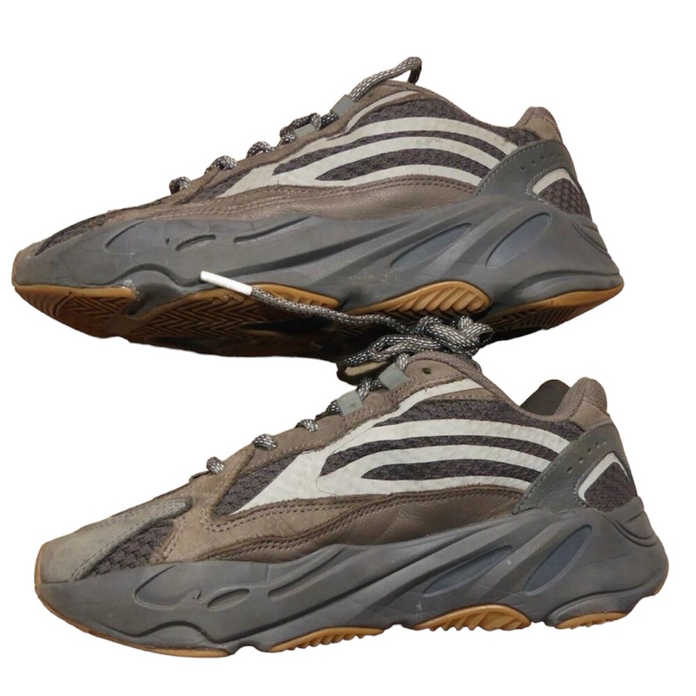adidas Yeezy Boost 700 V2 Geode size 7